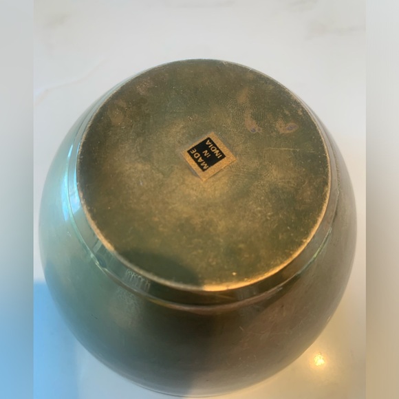 Vintage brass bowl Made in India - Picture 3 of 4